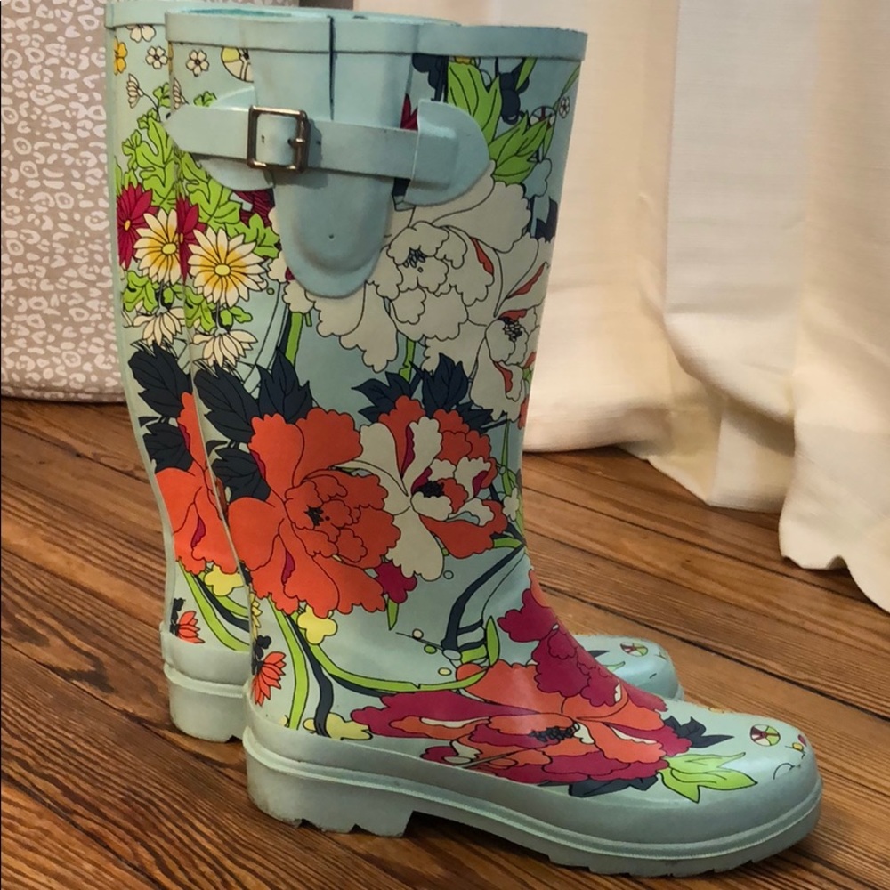 Rain boots